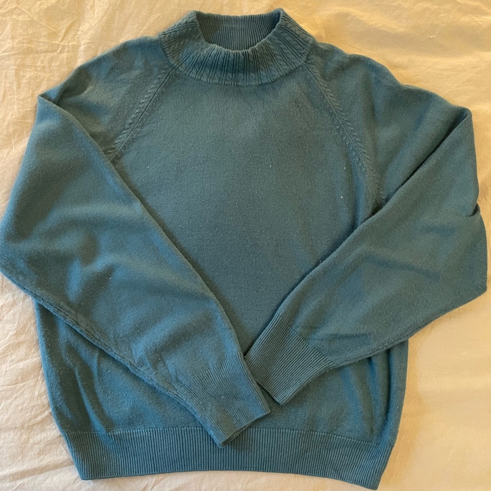 Vintage blue sweater